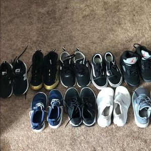 Lot of sneakers ranging in size (11/11.5/12/12.5)